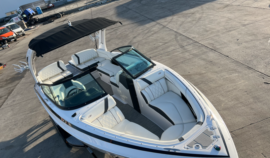 REGAL 2300 RX SURF